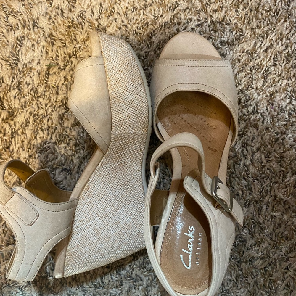 Clarks wedge sandal